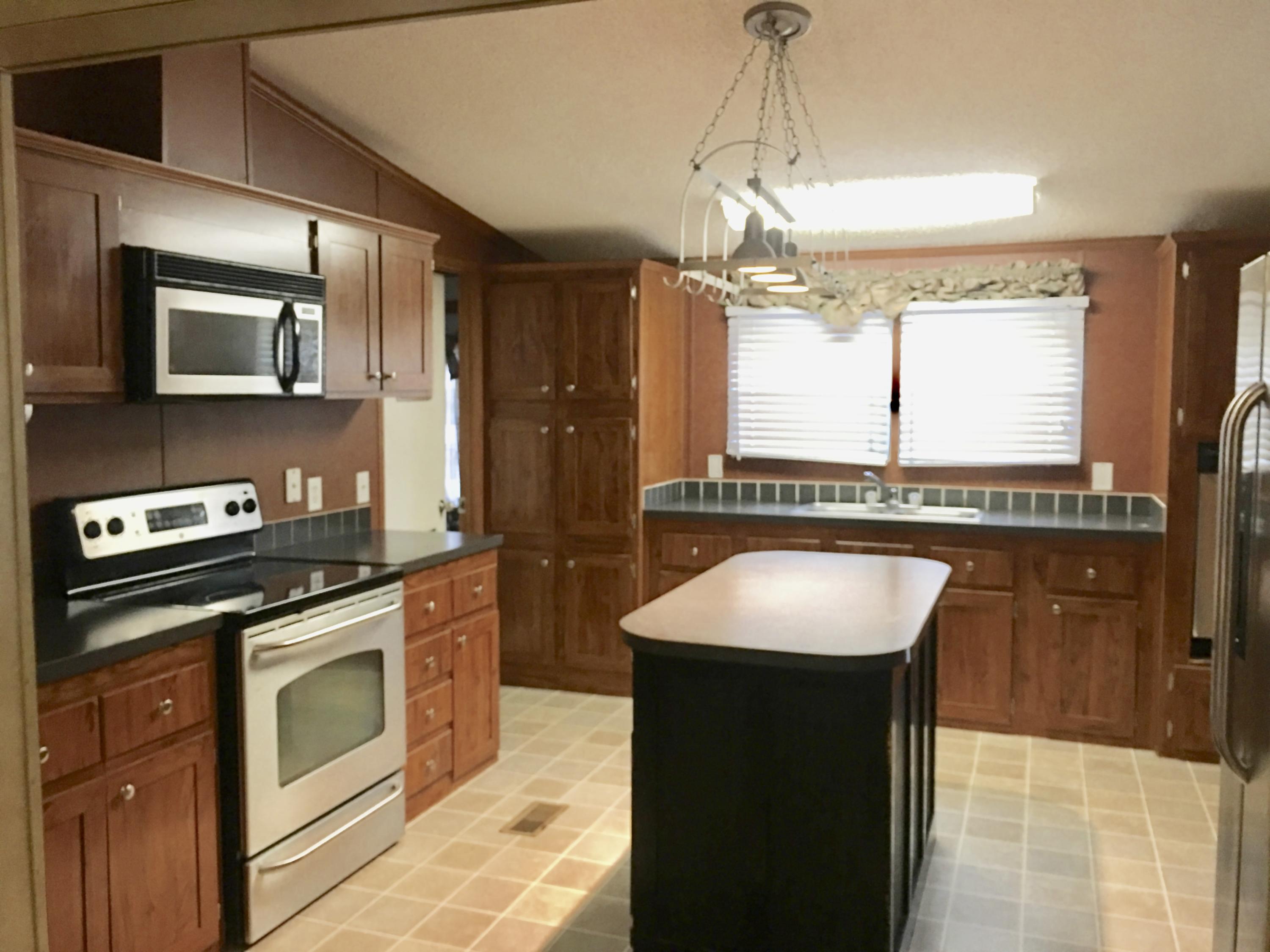 625 Dempsey Road Whitwell, TN 37397 - Photo 3 of 12 fullsizeoutput_7f7