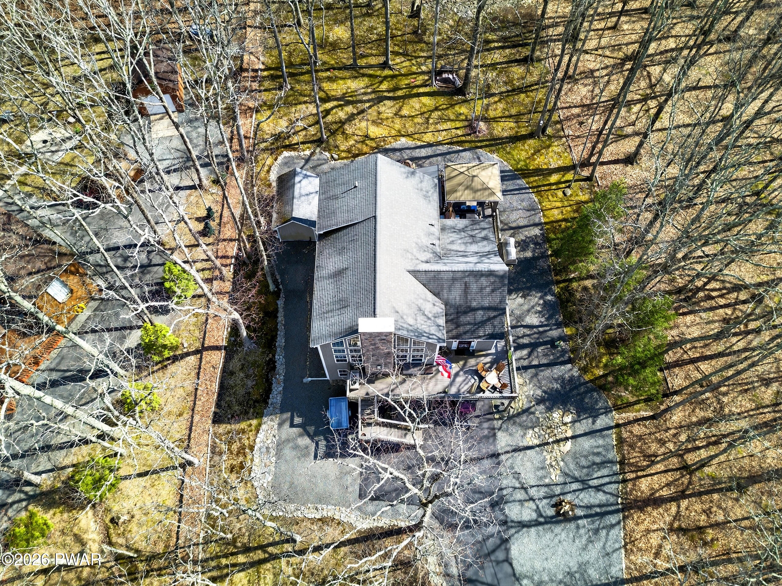 139 Laurel Road Lackawaxen, PA 18435 - Photo 3 of 54