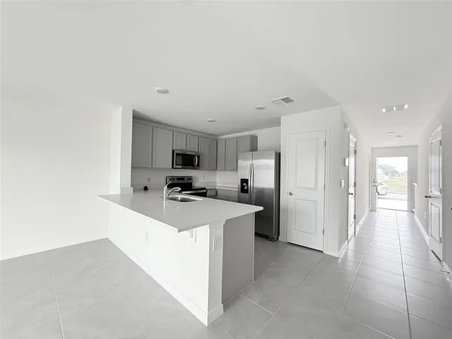 $1,650 | 8220 Southwest 67th Avenue, Ocala, FL 34476