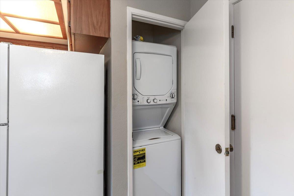 18952 Sara Park Circle Saratoga, CA 95070 - Photo 11 of 21 a utility room with dryer and washer