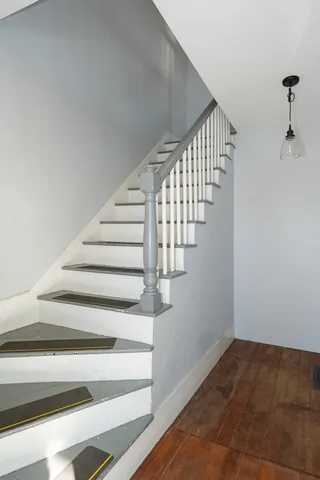 $649,900 | 37 Powow Street, Amesbury, MA 01913