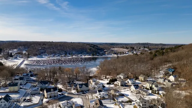 $649,900 | 37 Powow Street, Amesbury, MA 01913