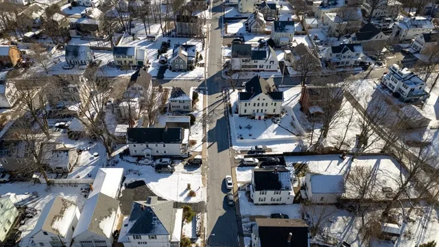 $649,900 | 37 Powow Street, Amesbury, MA 01913