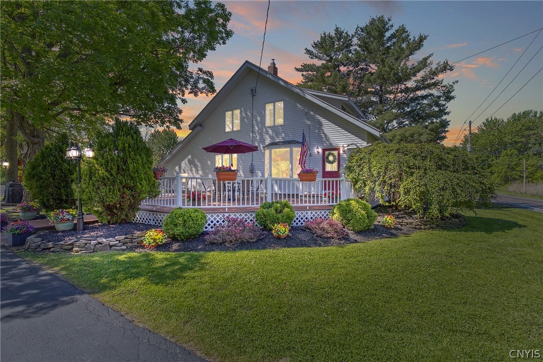 6176 Lakeshore Road Cicero, NY 13039 - Photo 2 of 50