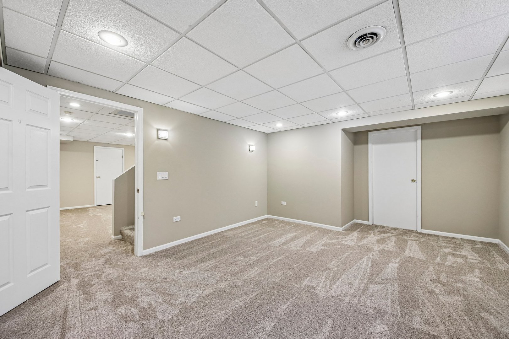 4671 Providence Road Gurnee, IL 60031 - Photo 43 of 67 Gallery Image 43