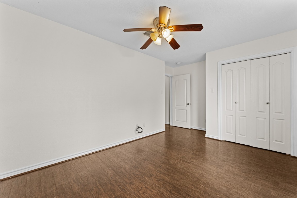 842 East 29th Street Houston, TX 77009 - Photo 20 of 24 wooden floor in an empty room
