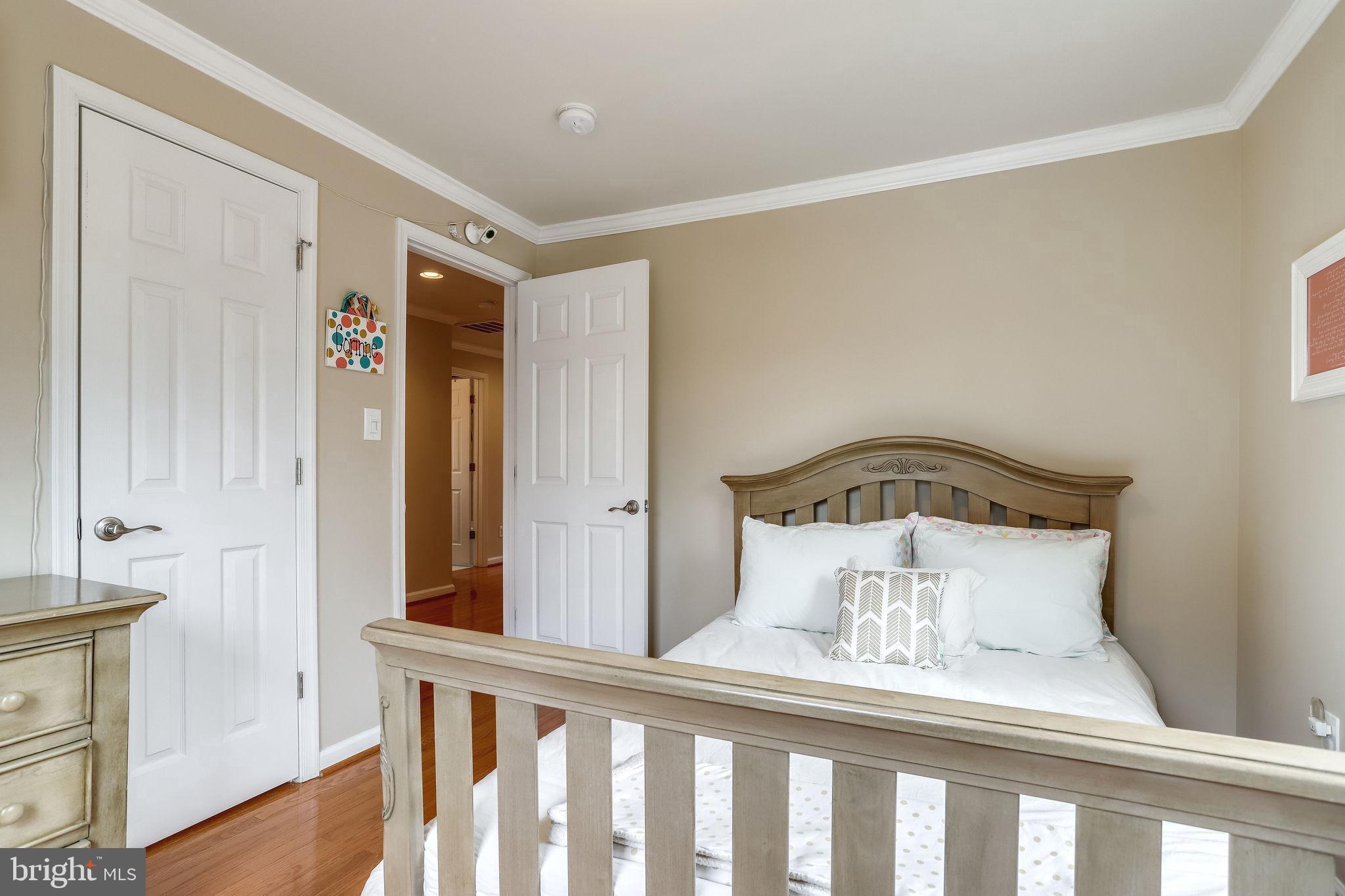 2555 23rd Road North Arlington, VA 22207 - Photo 29 of 43 2nd bedroom