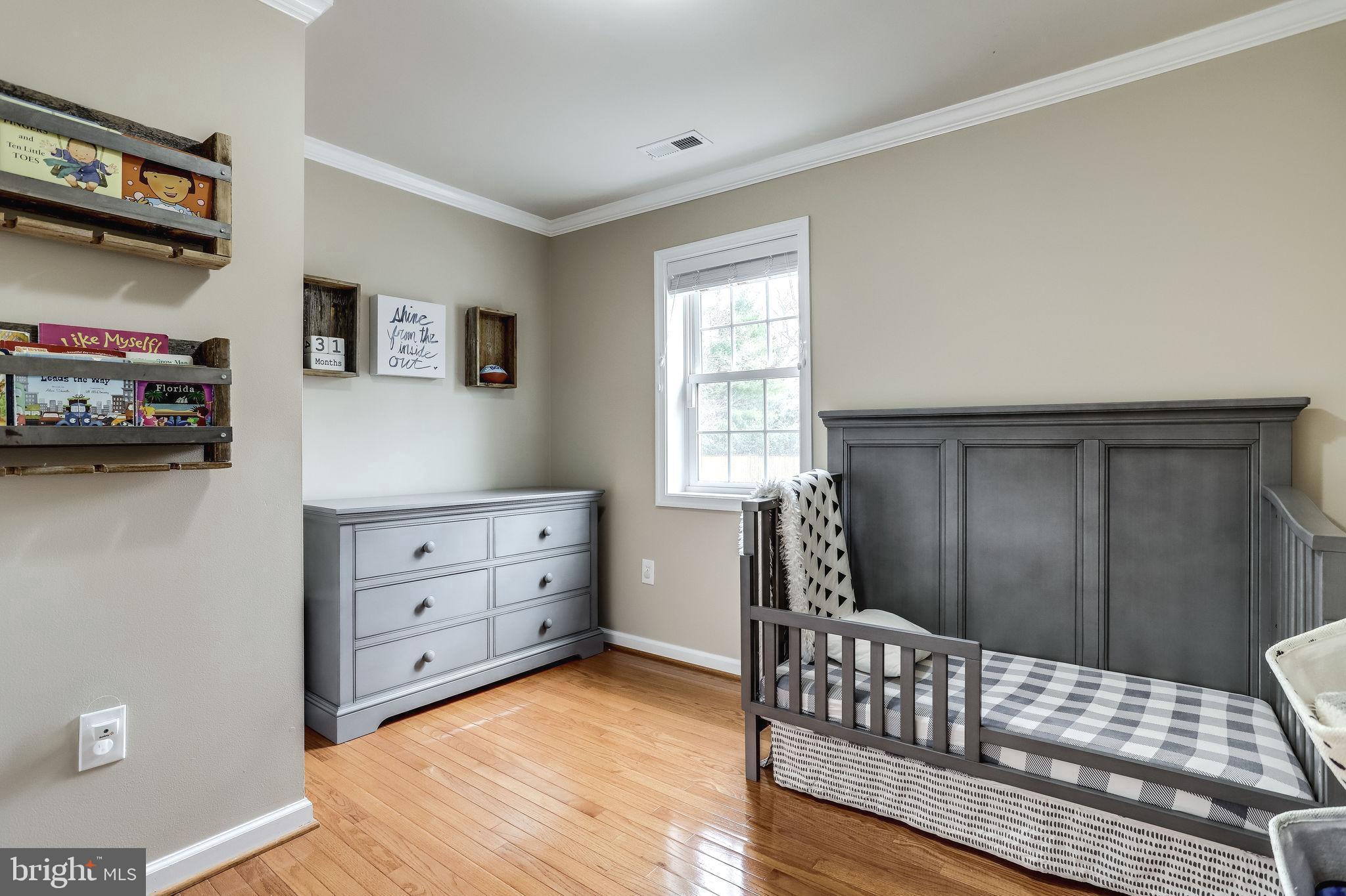 2555 23rd Road North Arlington, VA 22207 - Photo 35 of 43 4th bedroom