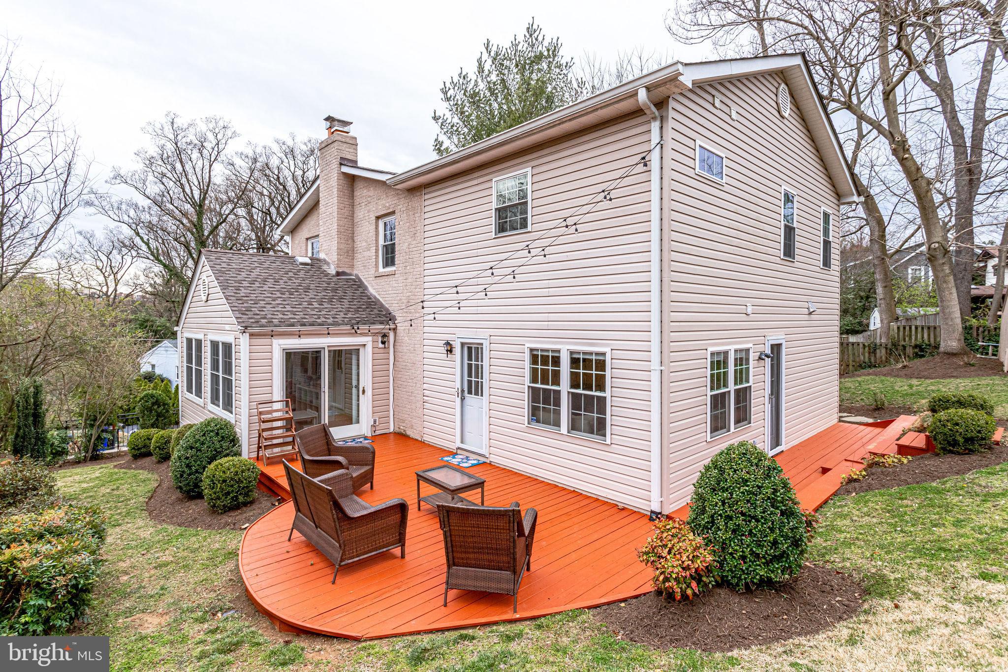 2555 23rd Road North Arlington, VA 22207 - Photo 40 of 43 Backyard / patio