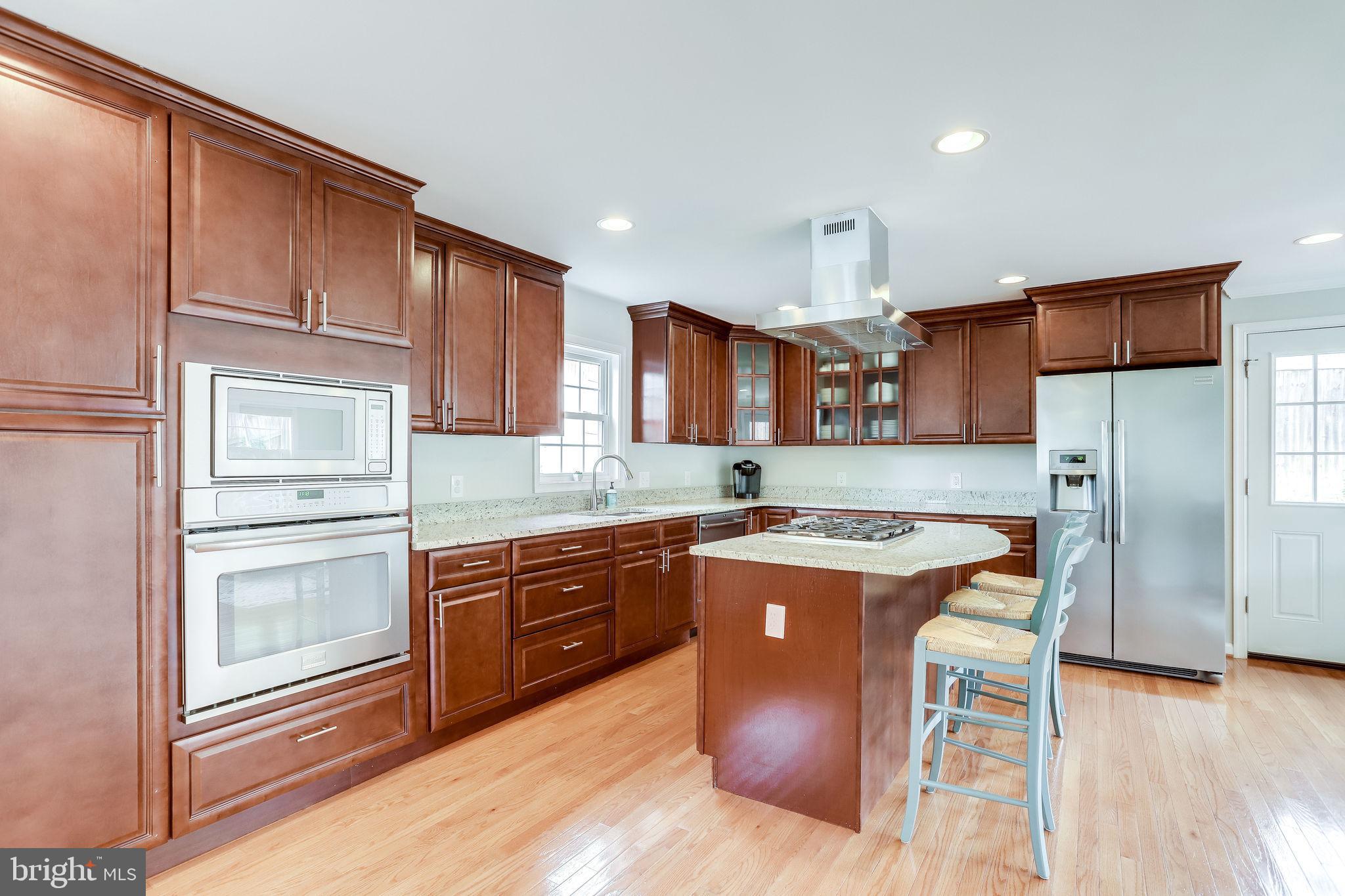 2555 23rd Road North Arlington, VA 22207 - Photo 5 of 43 Kitchen