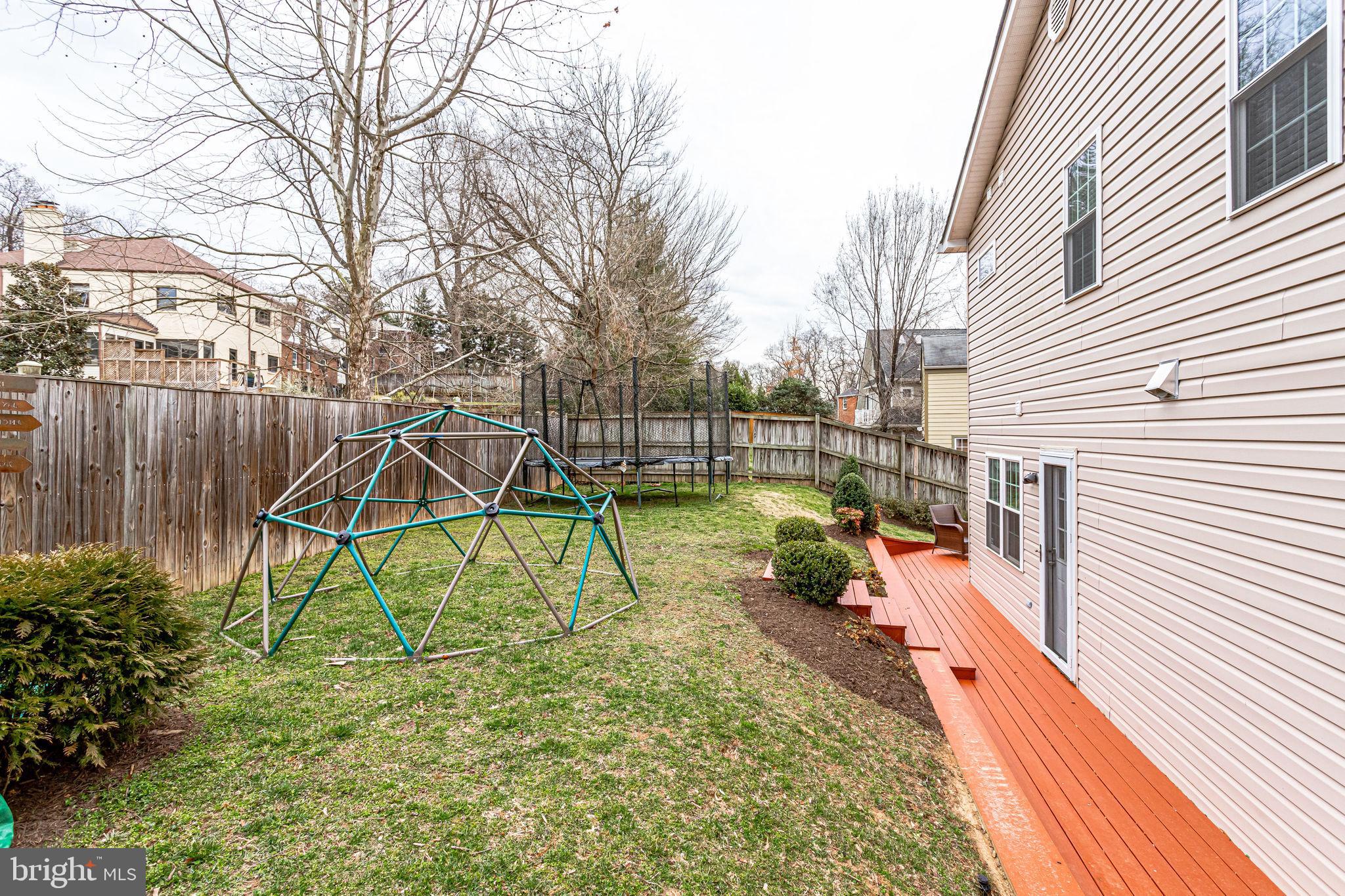 2555 23rd Road North Arlington, VA 22207 - Photo 41 of 43 Backyard
