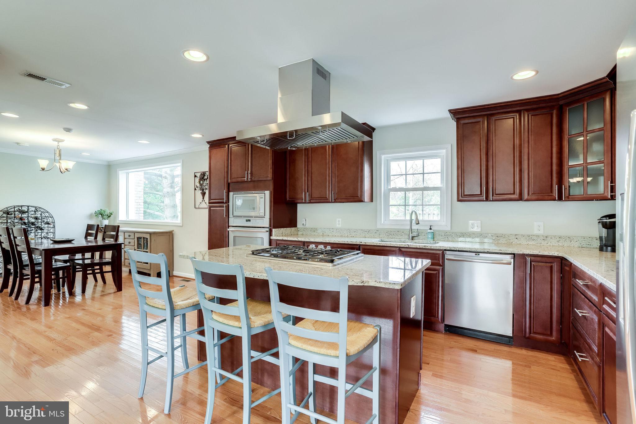 2555 23rd Road North Arlington, VA 22207 - Photo 6 of 43 Kitchen