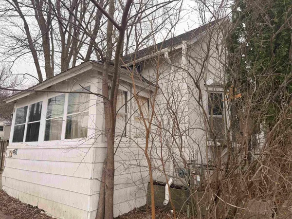 $60,000 | 431 East South Street, Richland Center, WI 53581