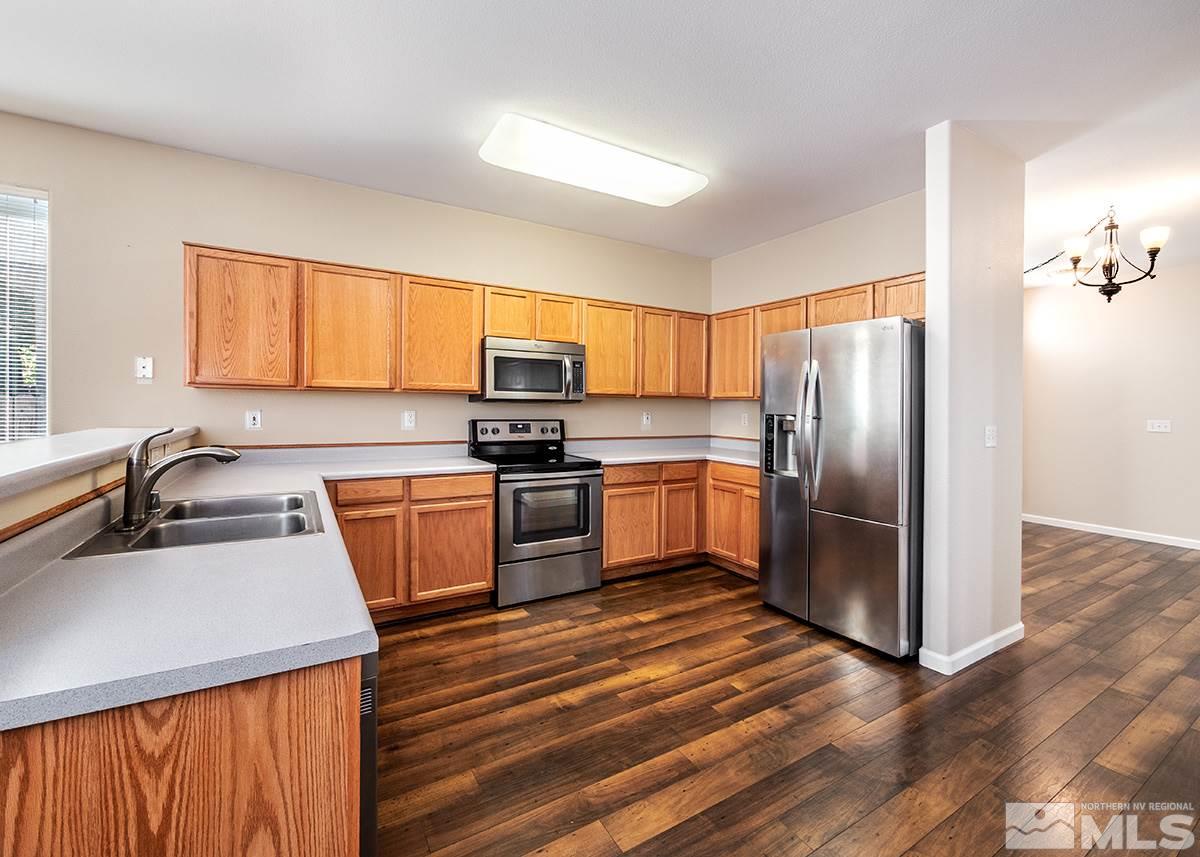 2388 Sapphire Ridge Way Reno, NV 89523 - Photo 5 of 19 Photo 5