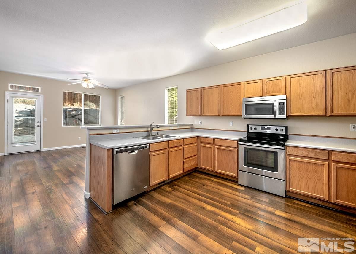 2388 Sapphire Ridge Way Reno, NV 89523 - Photo 7 of 19 Photo 7