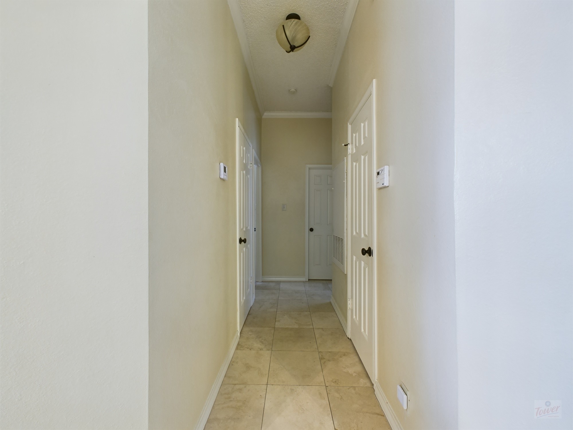 914 West 26th Street, Unit 303 Austin, TX 78705 - Photo 11 of 30 a view of a hallway
