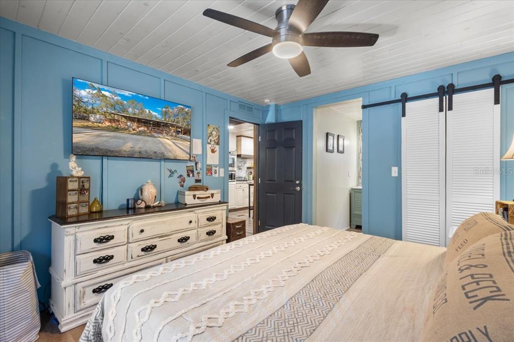 5850 Northwest 50th Street Bell, FL 32619 - Photo 19 of 44