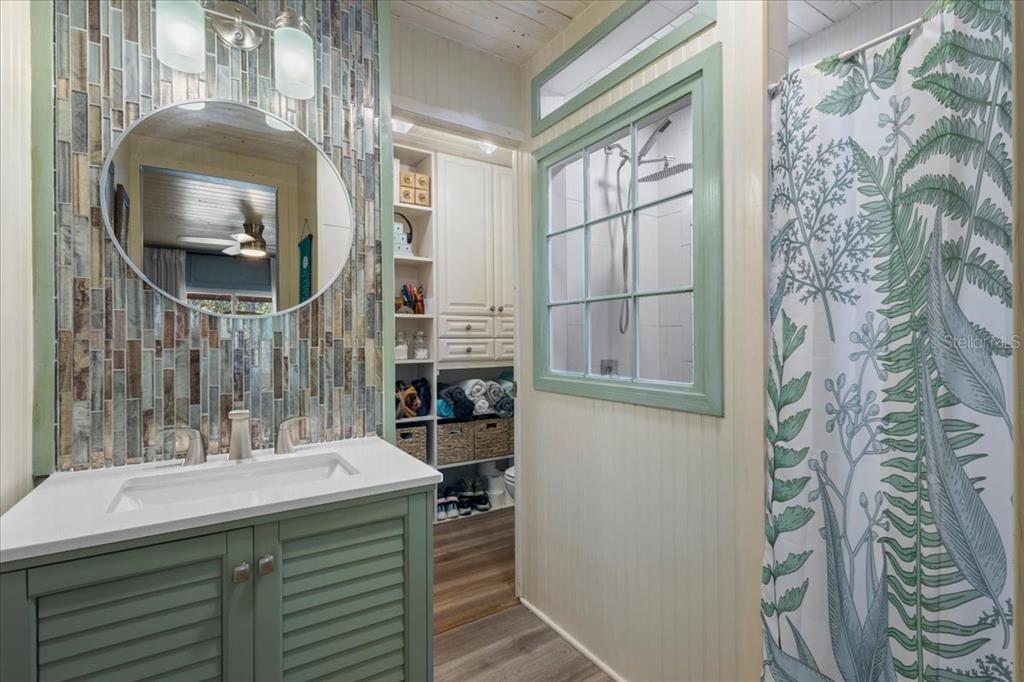 5850 Northwest 50th Street Bell, FL 32619 - Photo 20 of 44