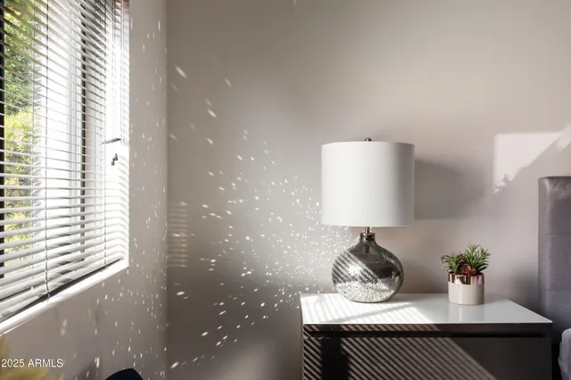 $15,995 | 5002 North 38th Place, Phoenix, AZ 85018