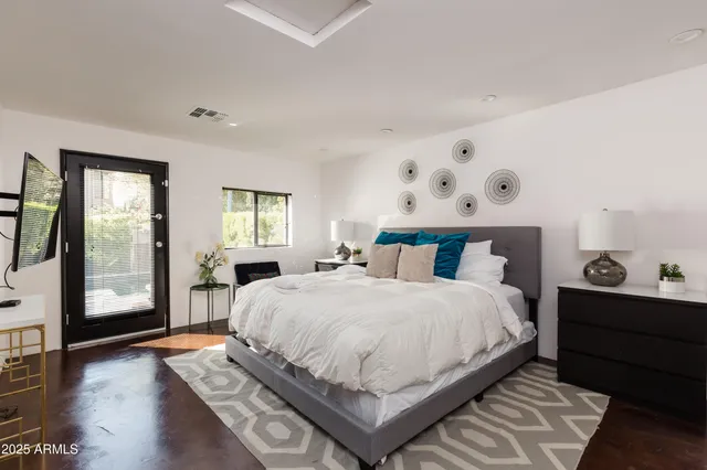 $15,995 | 5002 North 38th Place, Phoenix, AZ 85018