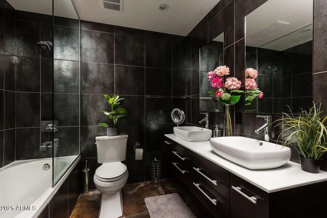 $15,995 | 5002 North 38th Place, Phoenix, AZ 85018