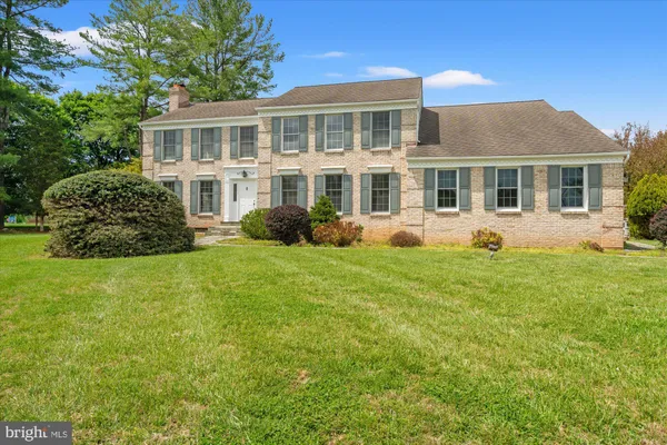 $1,099,000 | 13200 Lantern Hollow Drive, Gaithersburg, MD 20878