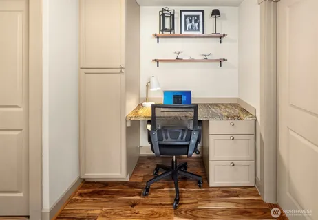 $735,000 | 1840 25th Avenue Northeast, Unit 202, Issaquah, WA 98029