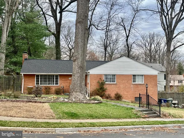 $1,025,000 | 2750 North Wyoming Street, Arlington, VA 22213