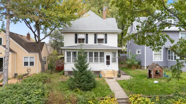 $290,000 | 162 Bates Avenue, St. Paul, MN 55106