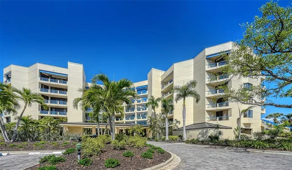 $799,000 | 2110 Harbourside Drive, Unit 536, Longboat Key, FL 34228