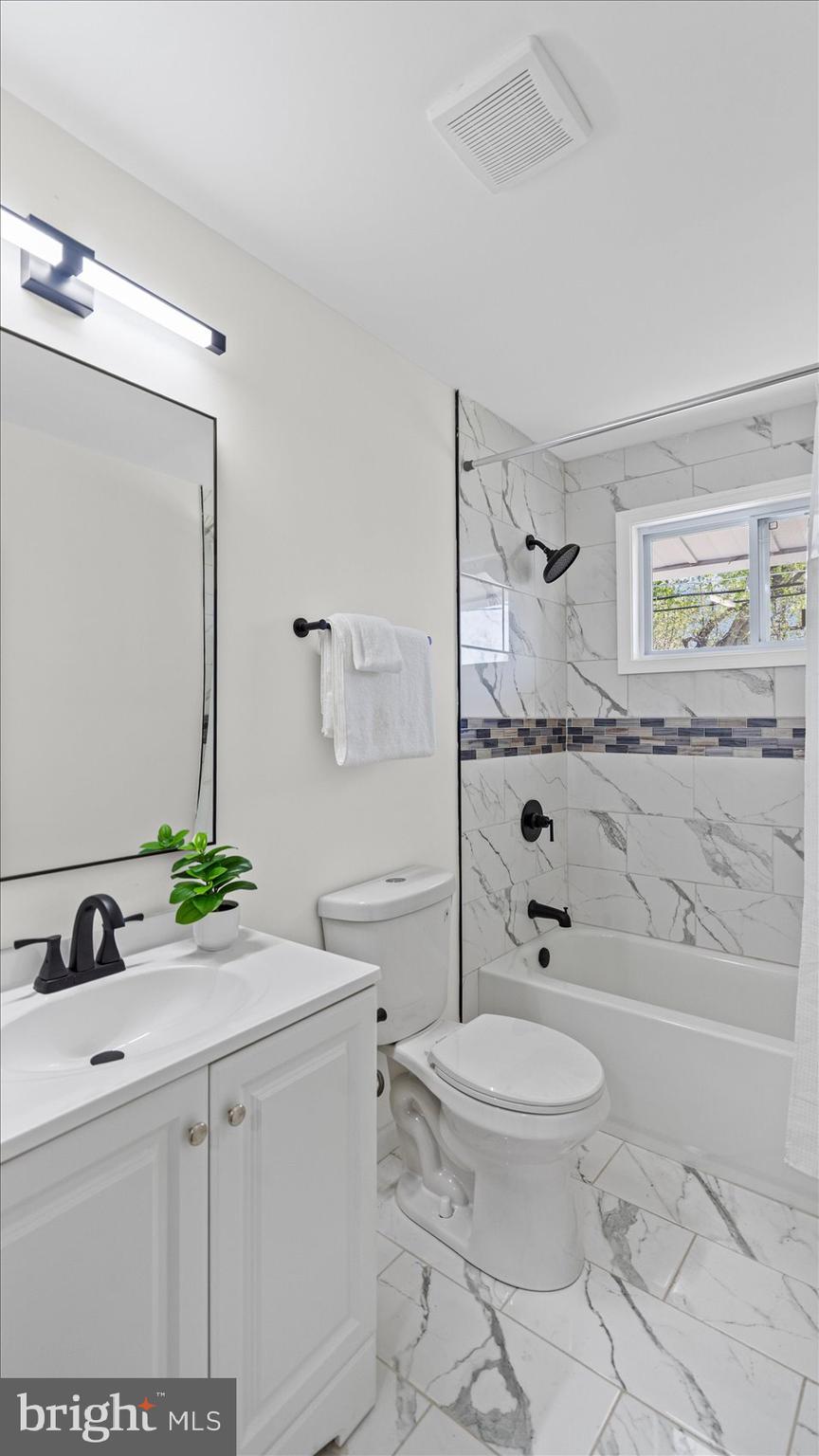 3901 Tiverton Road Randallstown, MD 21133 - Photo 17 of 38