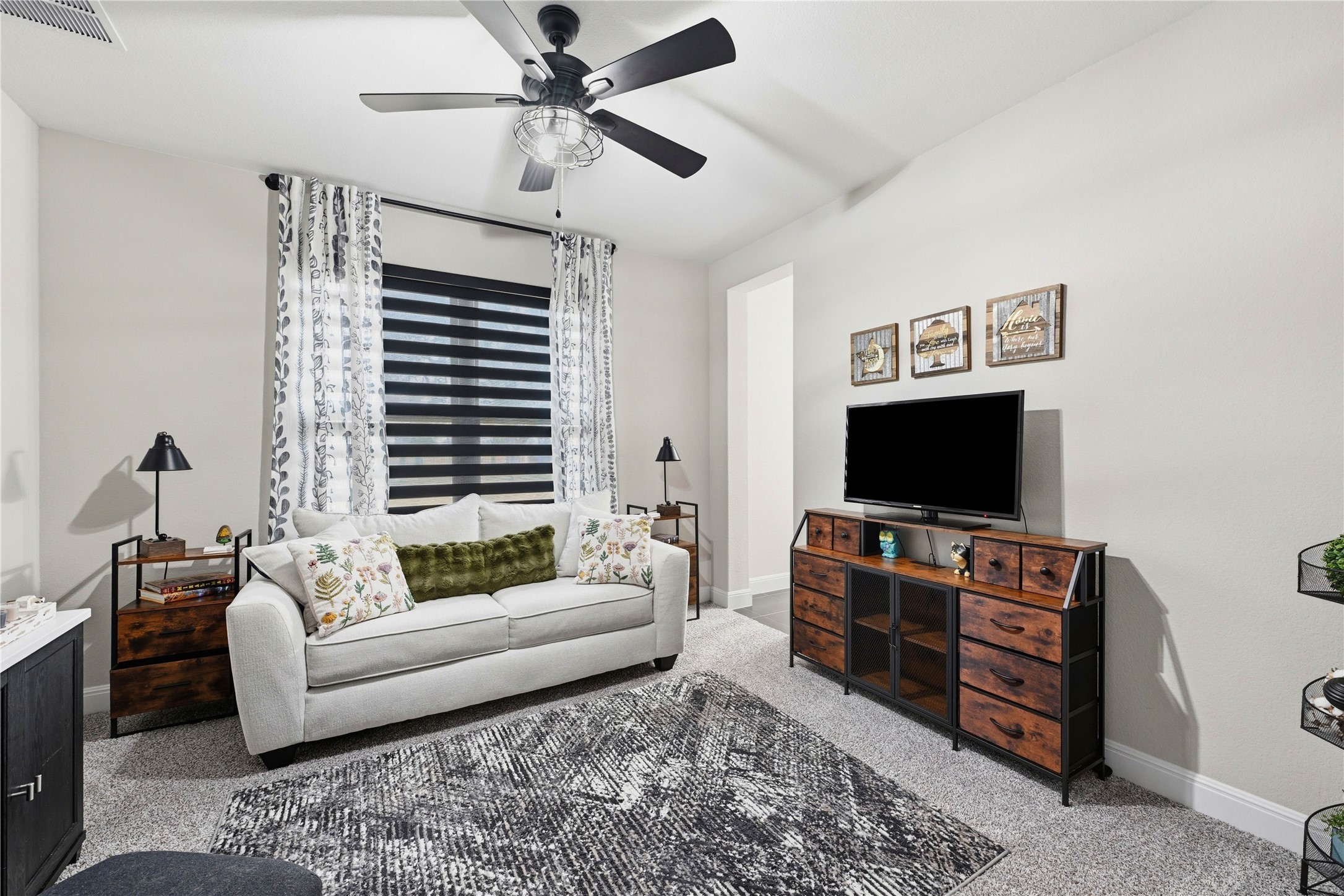 201 Miranda Way Georgetown, TX 78633 - Photo 25 of 40