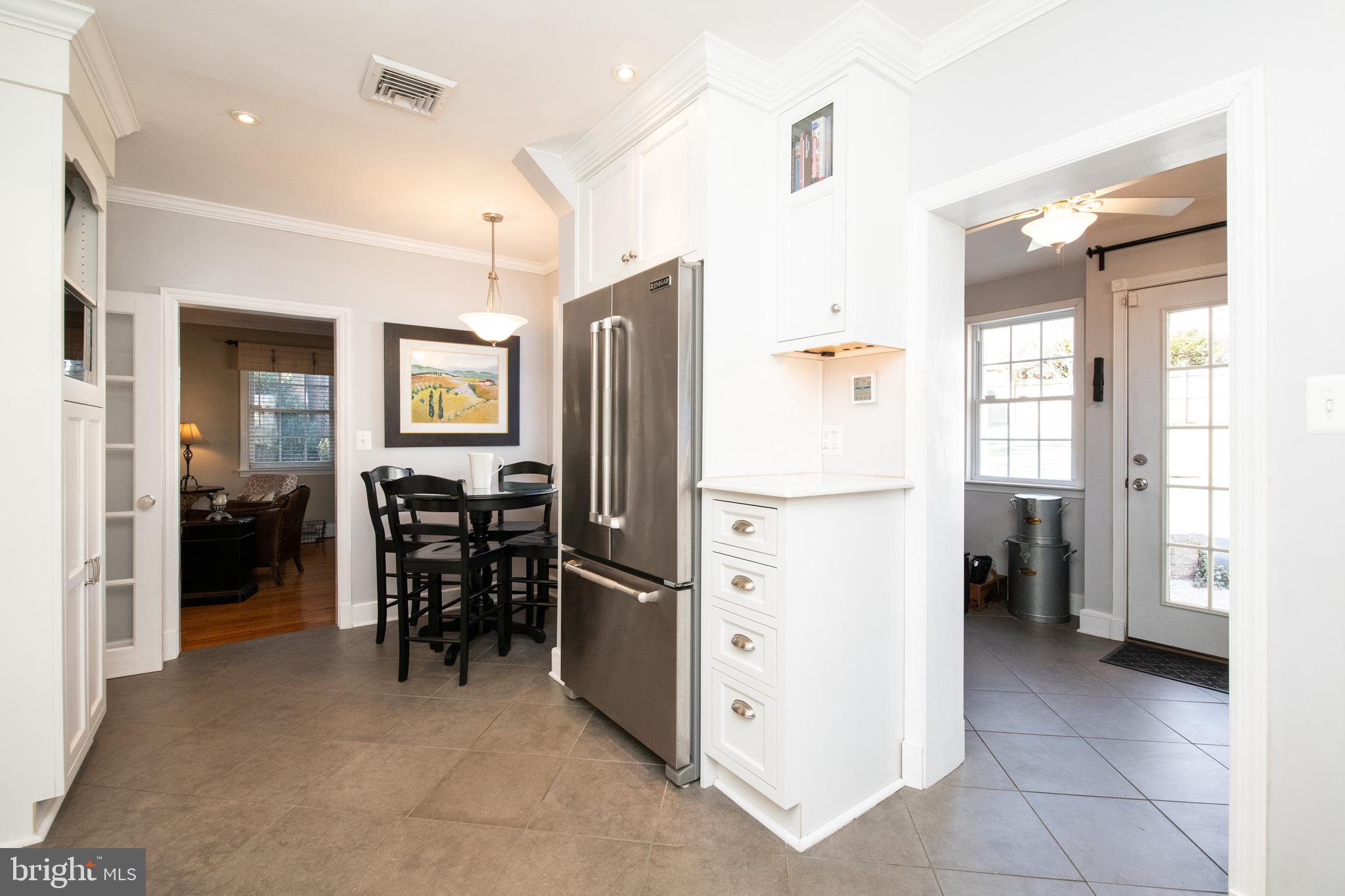 506 Sussex Road Towson, MD 21286 - Photo 10 of 49