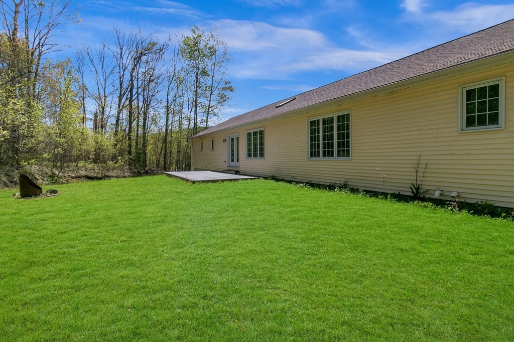 162 Bailey Road Lanesborough, MA 01237 - Photo 5 of 42 Gallery Image 5
