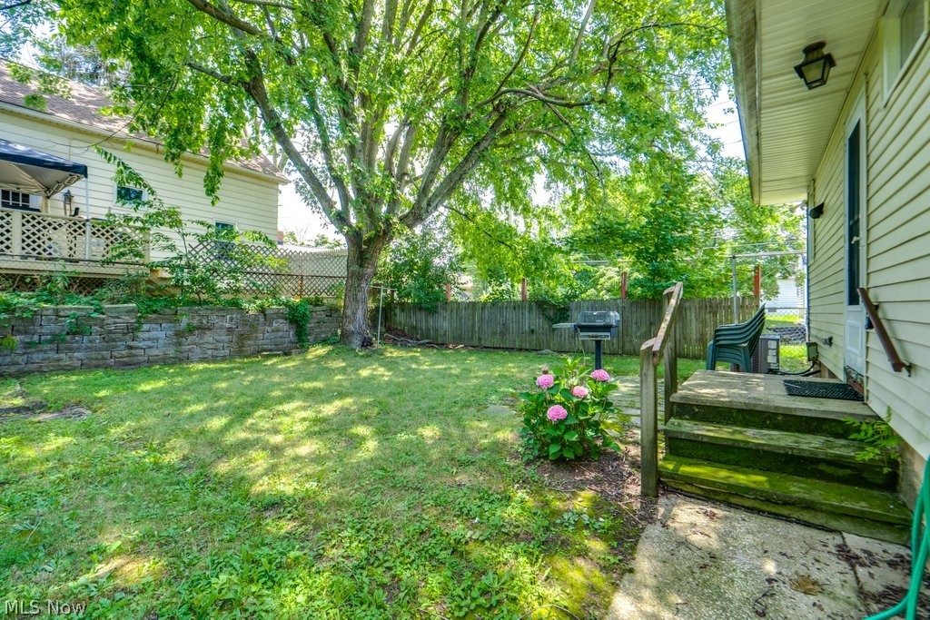 1089 Dayton Street Akron, OH 44310 - Photo 28 of 29
