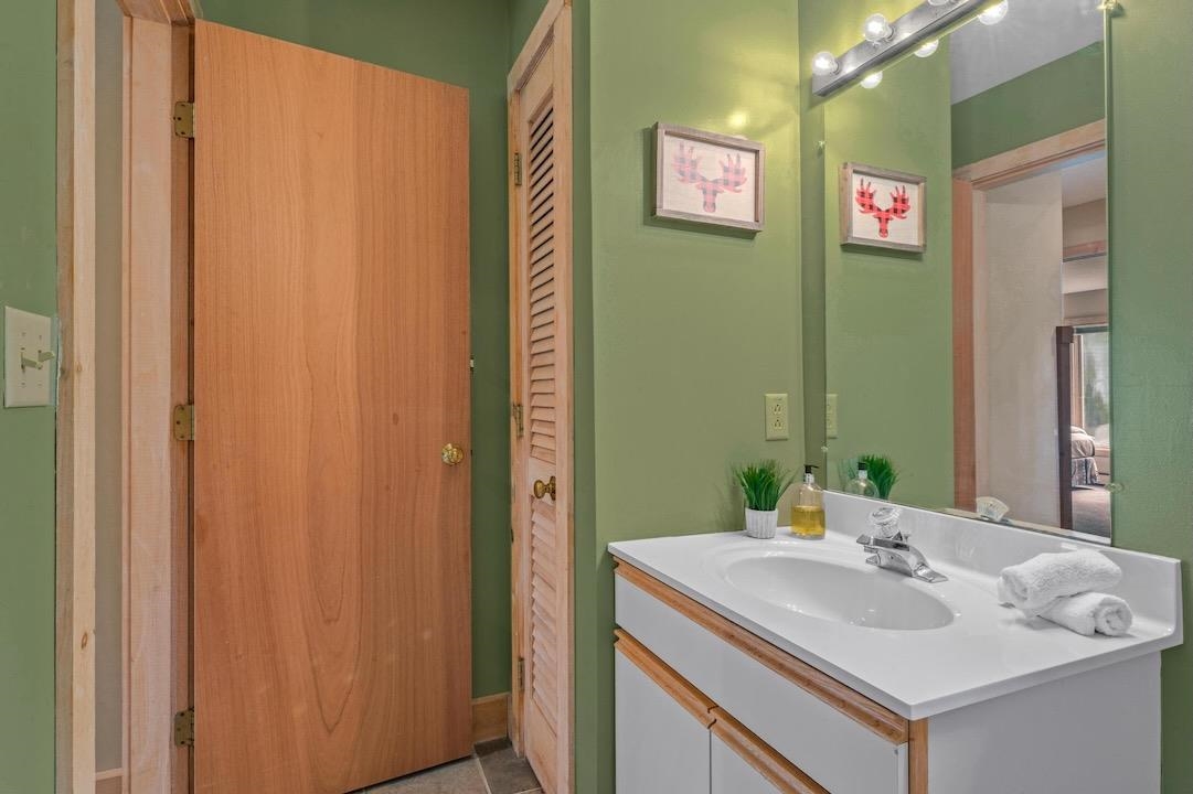 59 Sugar Brook Road, Unit D2 Peru, VT 05152 - Photo 23 of 40 Gallery Image 23