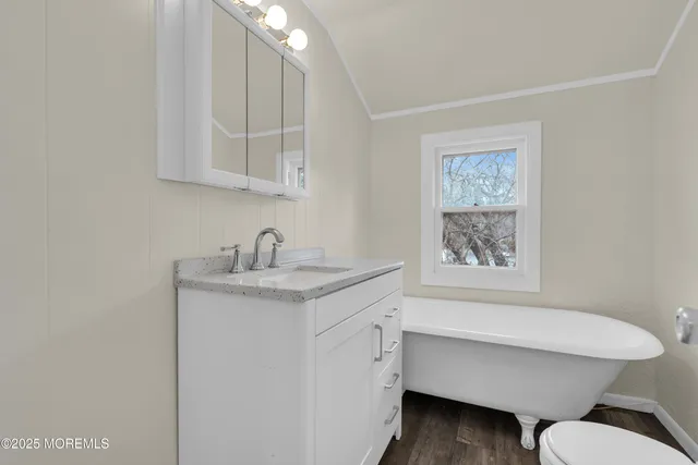 $3,200 | 2061 Lakewood Road, Toms River, NJ 08755