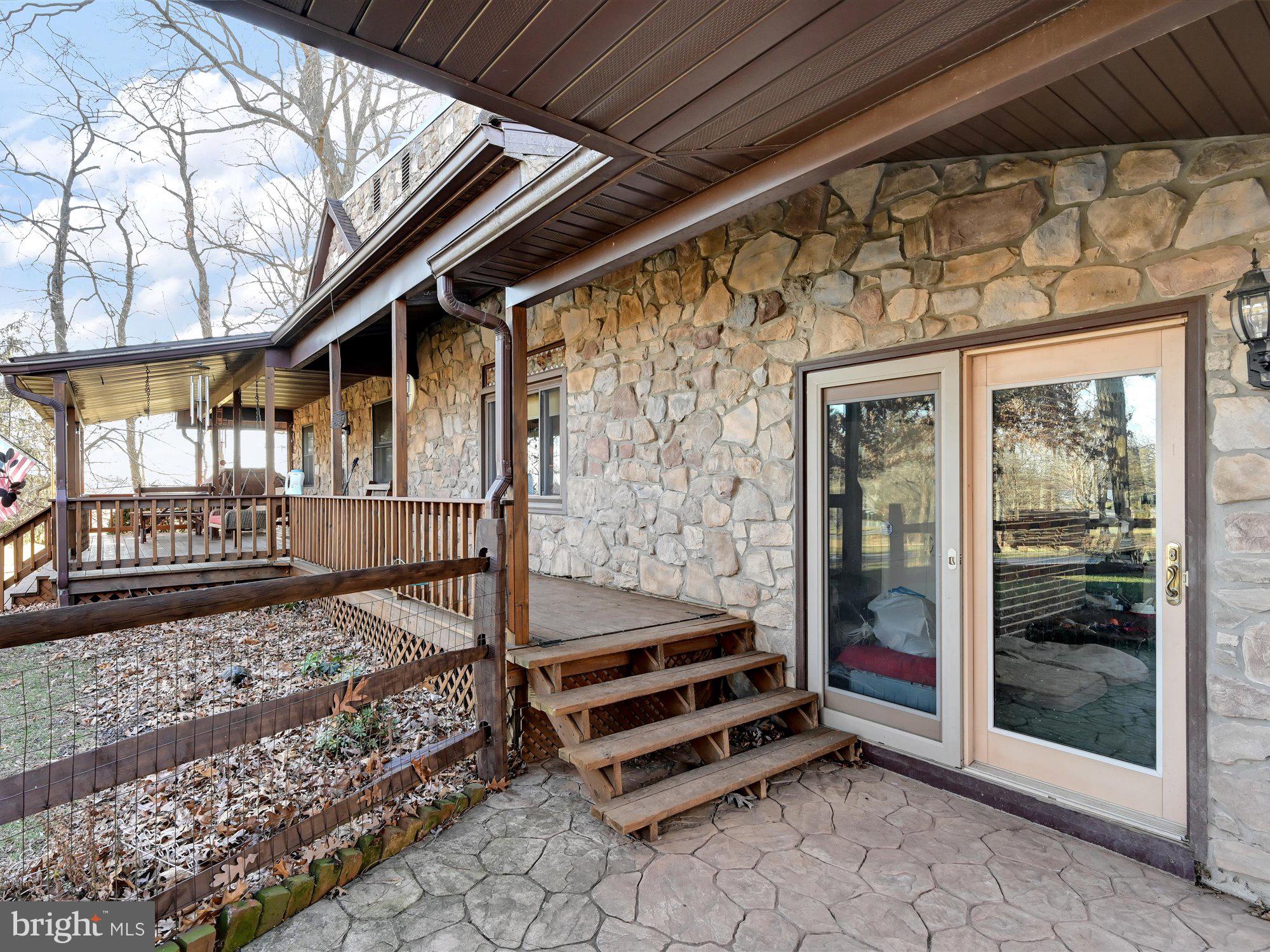 1120 Mountain Road Manheim, PA 17545 - Photo 4 of 30