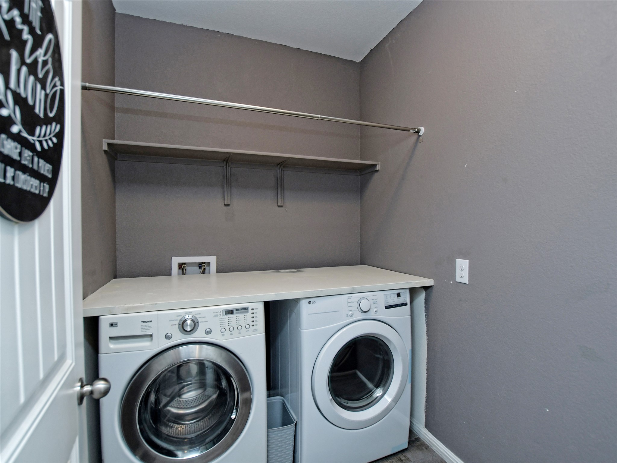 4317 Buffalo Ford Road Georgetown, TX 78628 - Photo 20 of 37 Dedicated Laundry Room- Washer & Dryer are included