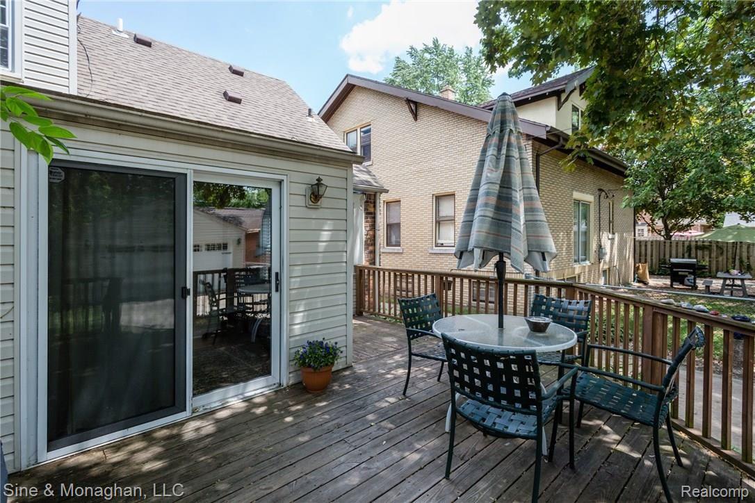 877 Lincoln Road Grosse Pointe, MI 48230 - Photo 22 of 29 877 Lincoln_S011.jpg