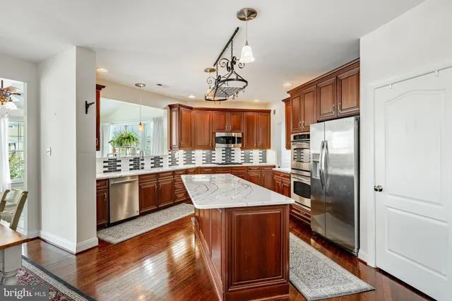 $1,200,000 | 107 Patriot Drive, Collegeville, PA 19426