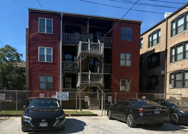 $2,000 | 6737 South East End Avenue, Unit 1N, Chicago, IL 60649