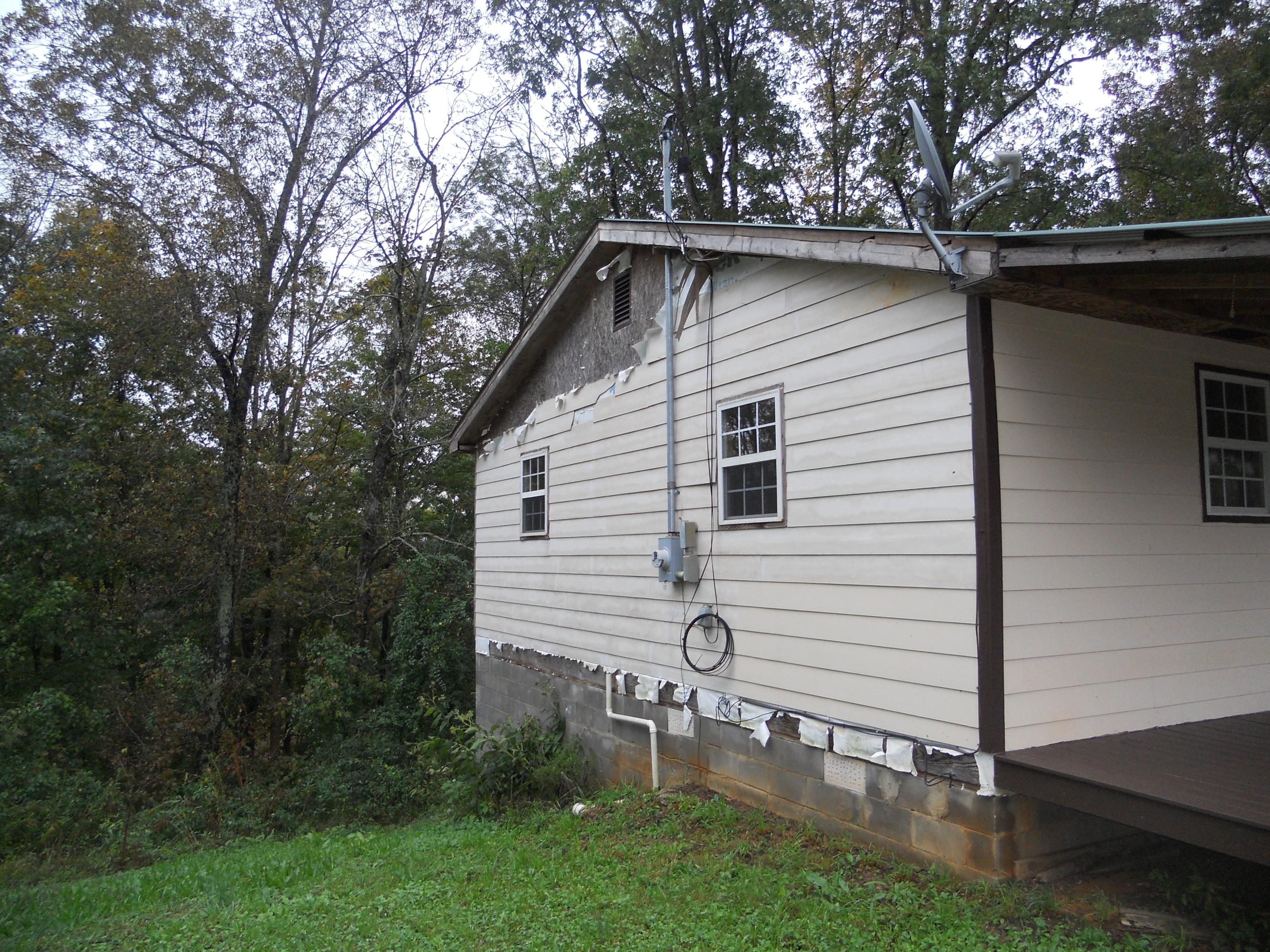 2504 Riverton Road Jamestown, TN 38556 - Photo 3 of 11 DSCN3299