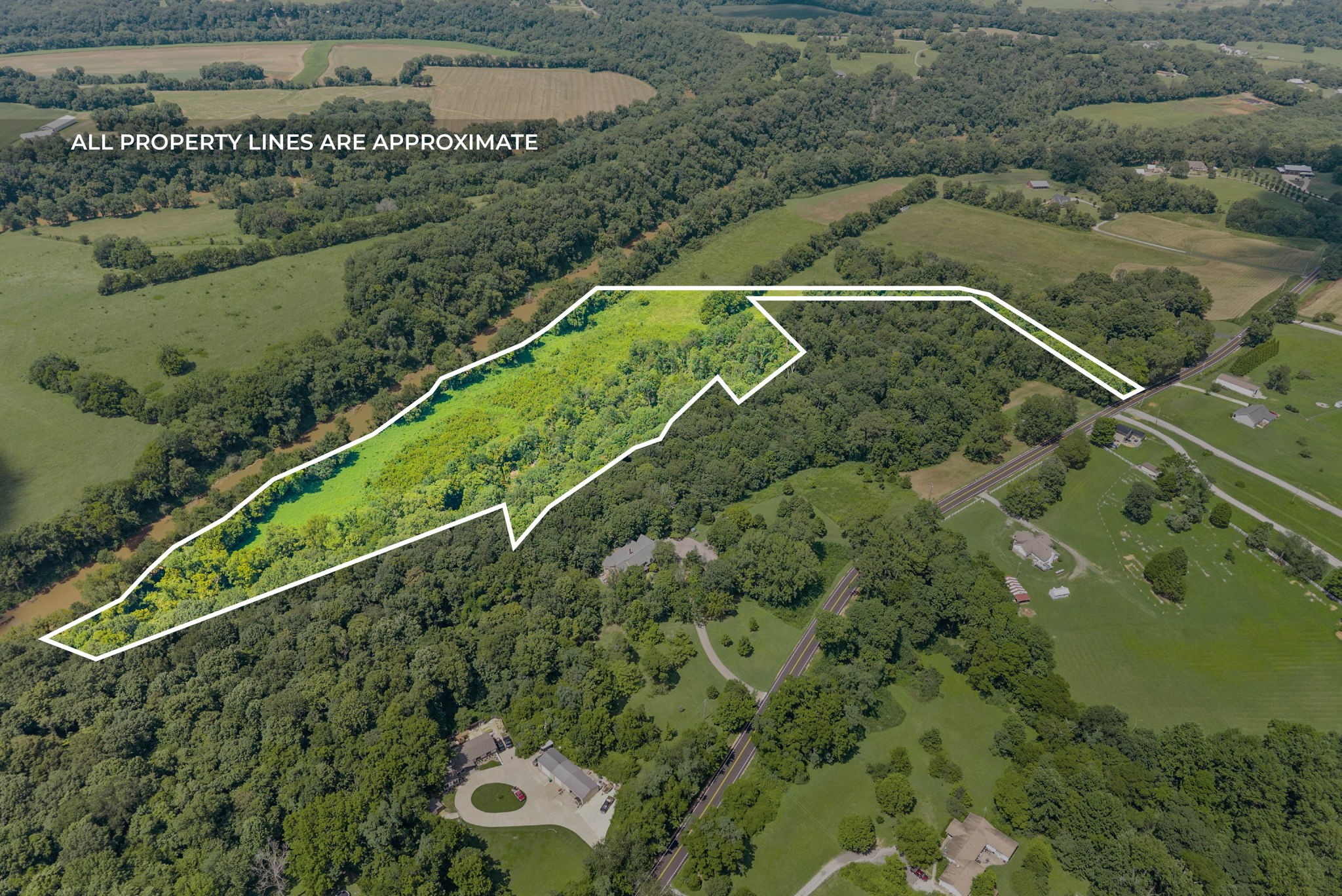 0 Old Clks Sprgfield Road Adams, TN 37010 - Photo 4 of 33 a view of a yard with a park