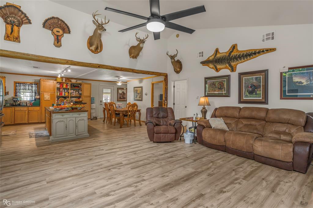 126 Oscar Kilpatrick Road Gibsland, LA 71028 - Photo 11 of 40