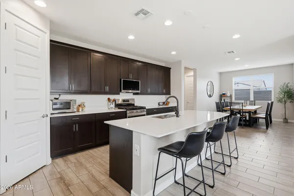 $460,000 | 2323 West Grenadine Road, Phoenix, AZ 85041