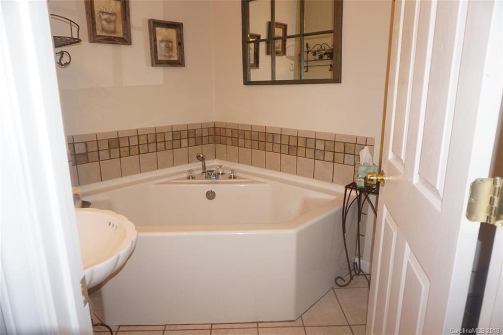 6609 Bealgray Road Kannapolis, NC 28081 - Photo 34 of 36 Gallery Image 34