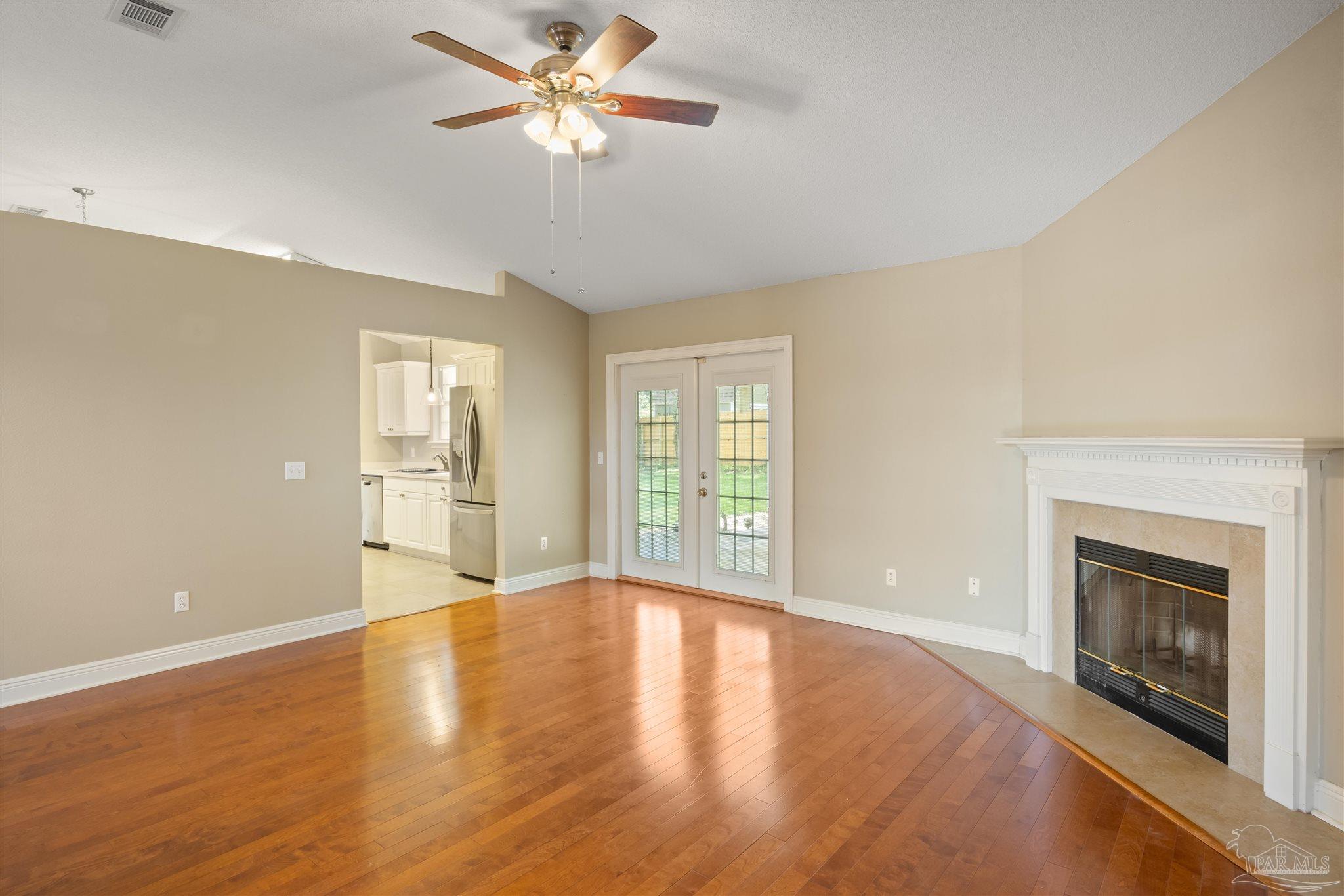 3045 Red Fern Road Cantonment, FL 32533 - Photo 7 of 36 Gallery Image 7