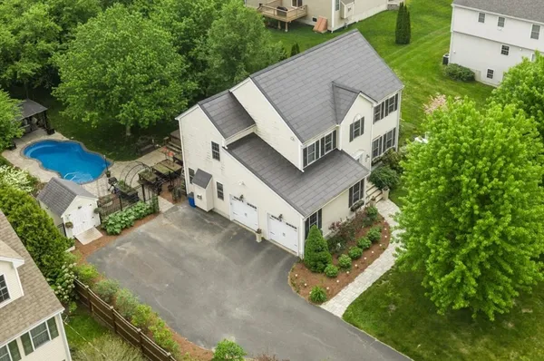 $900,000 | 83 Pleasant Street, Ayer, MA 01432