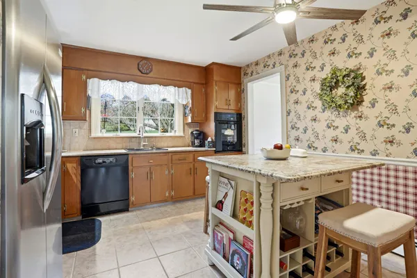 $699,900 | 1624 Dillon Road, Ambler, PA 19002